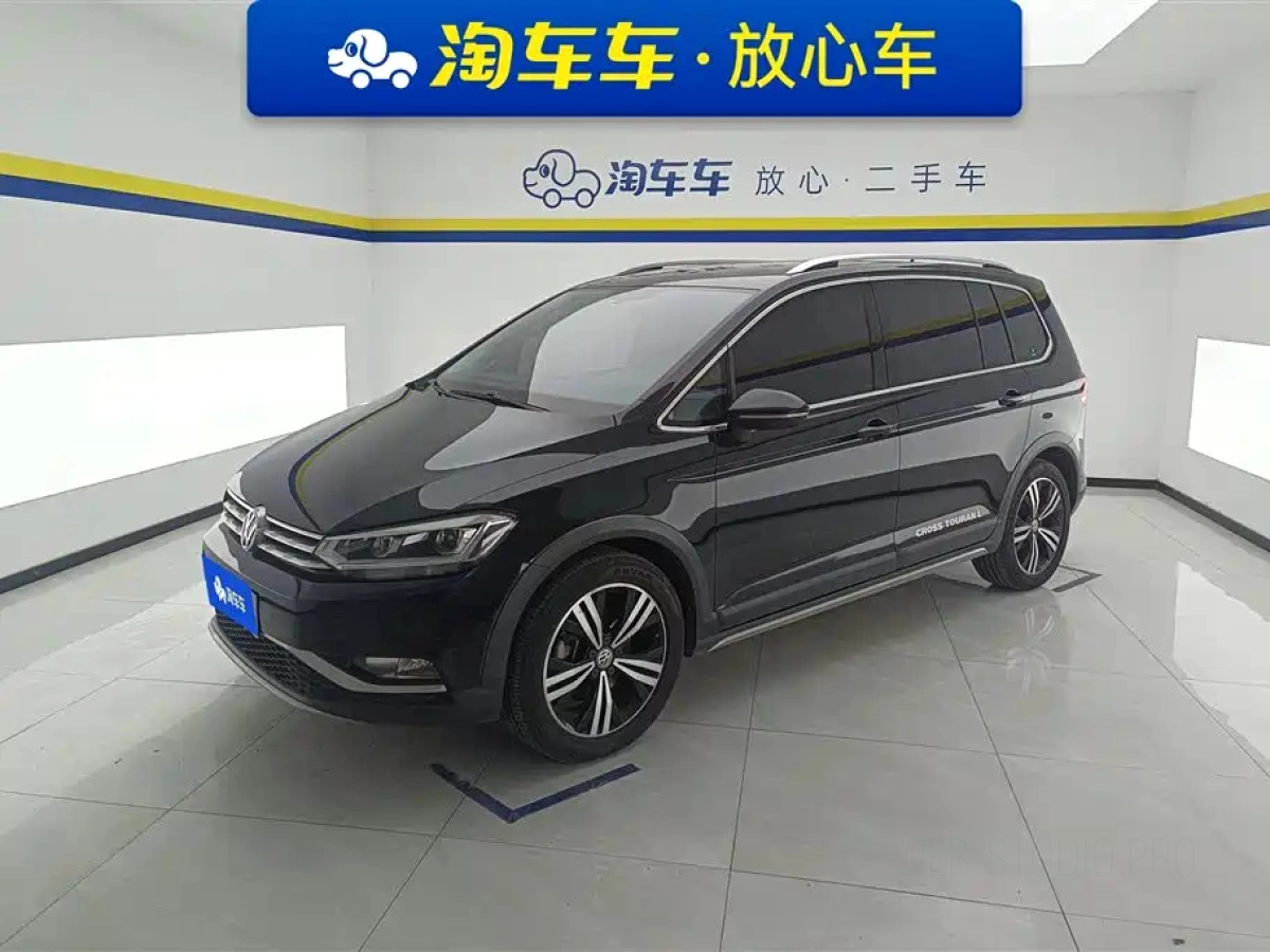 VOLKSWAGEN TOURAN  2019