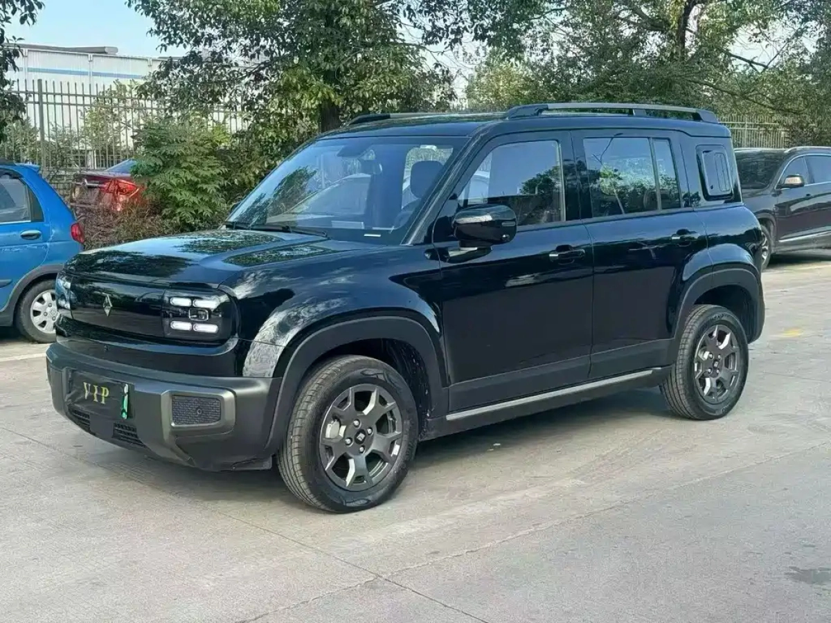 BAOJUN YUEYE PLUS  2025