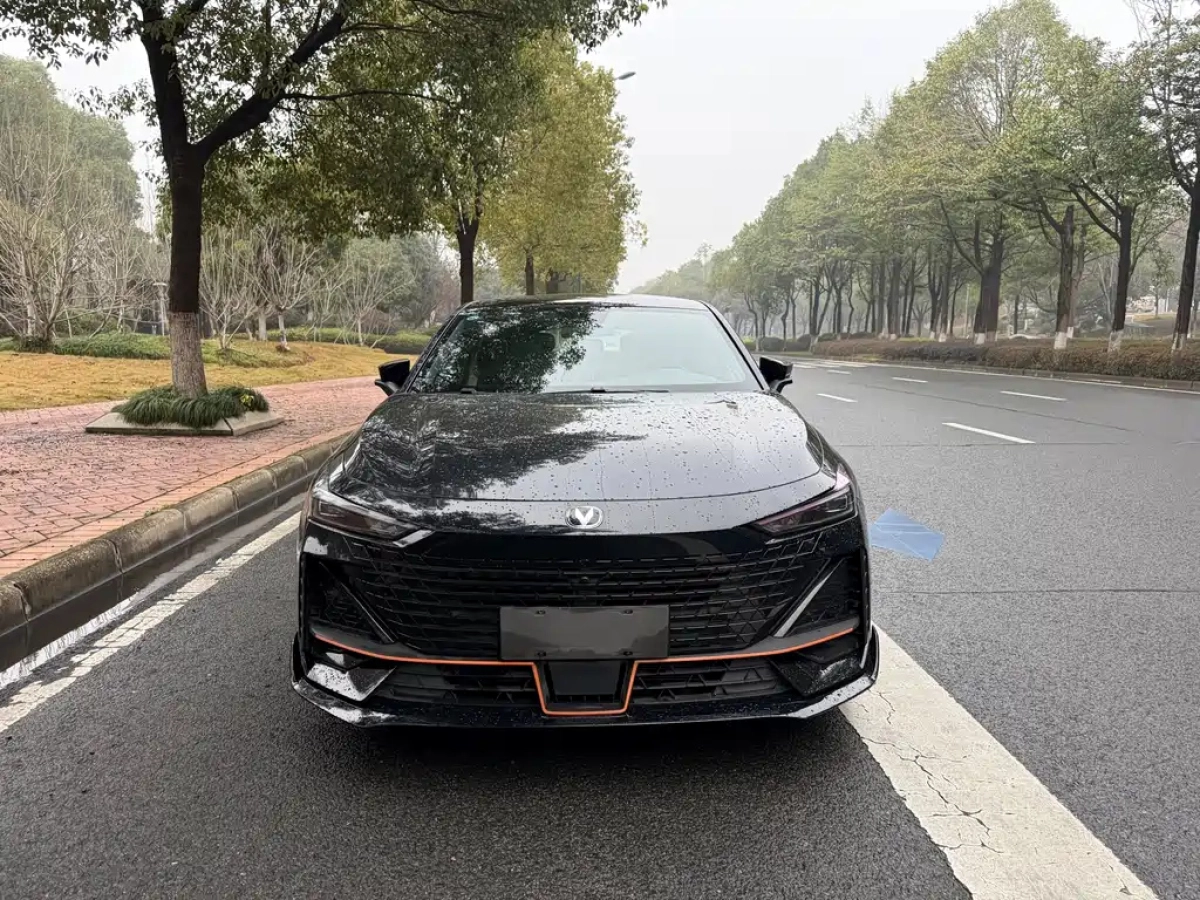 CHANGAN UNI-V