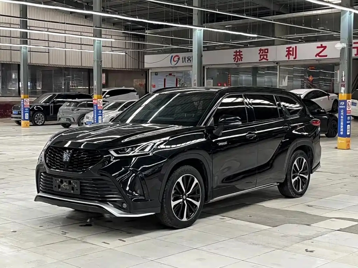 TOYOTA CROWN KLUGER