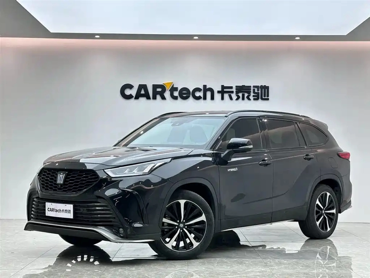 TOYOTA CROWN KLUGER  2022