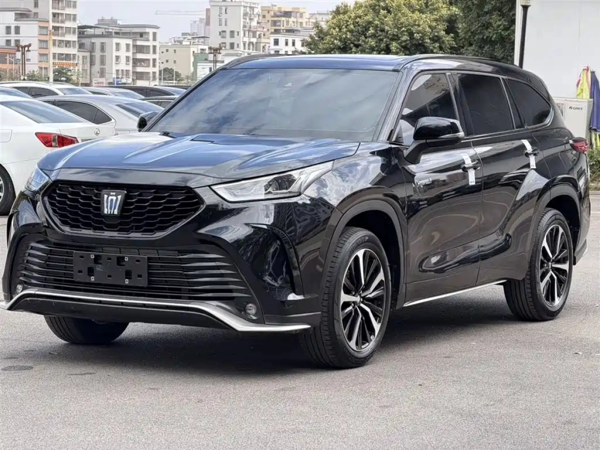 TOYOTA CROWN KLUGER  2023