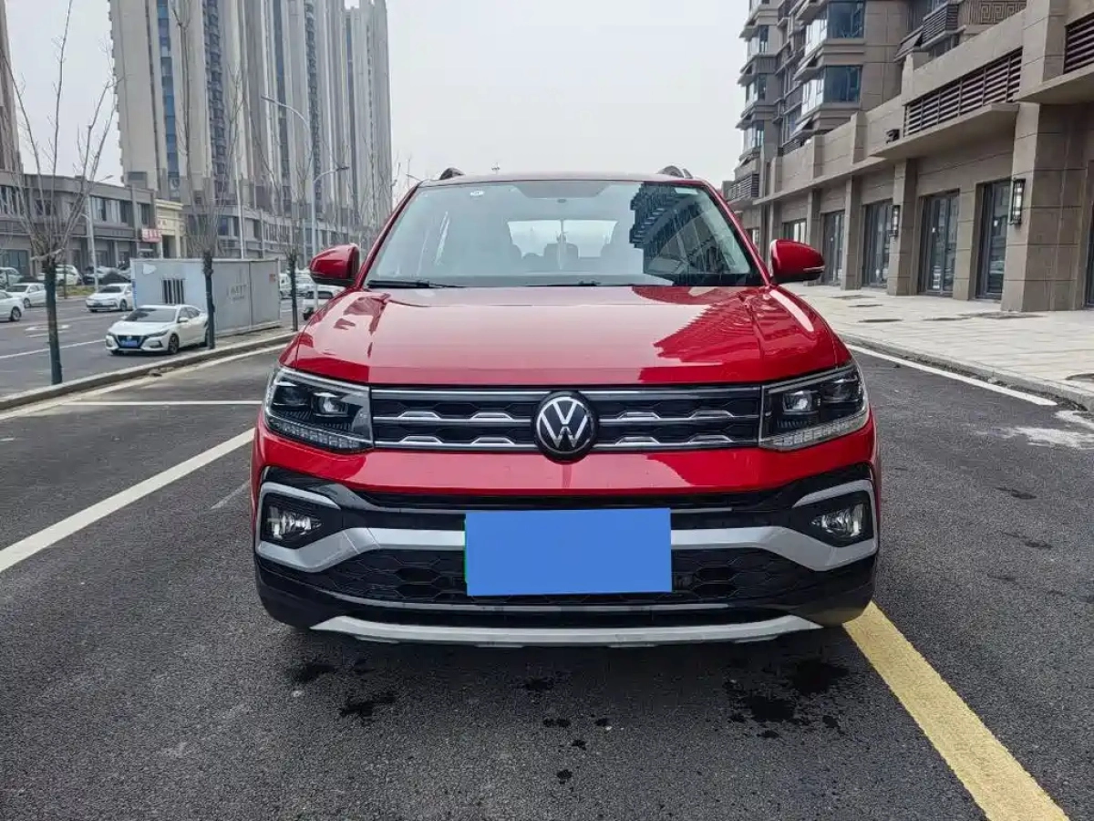 VOLKSWAGEN T-CROSS
