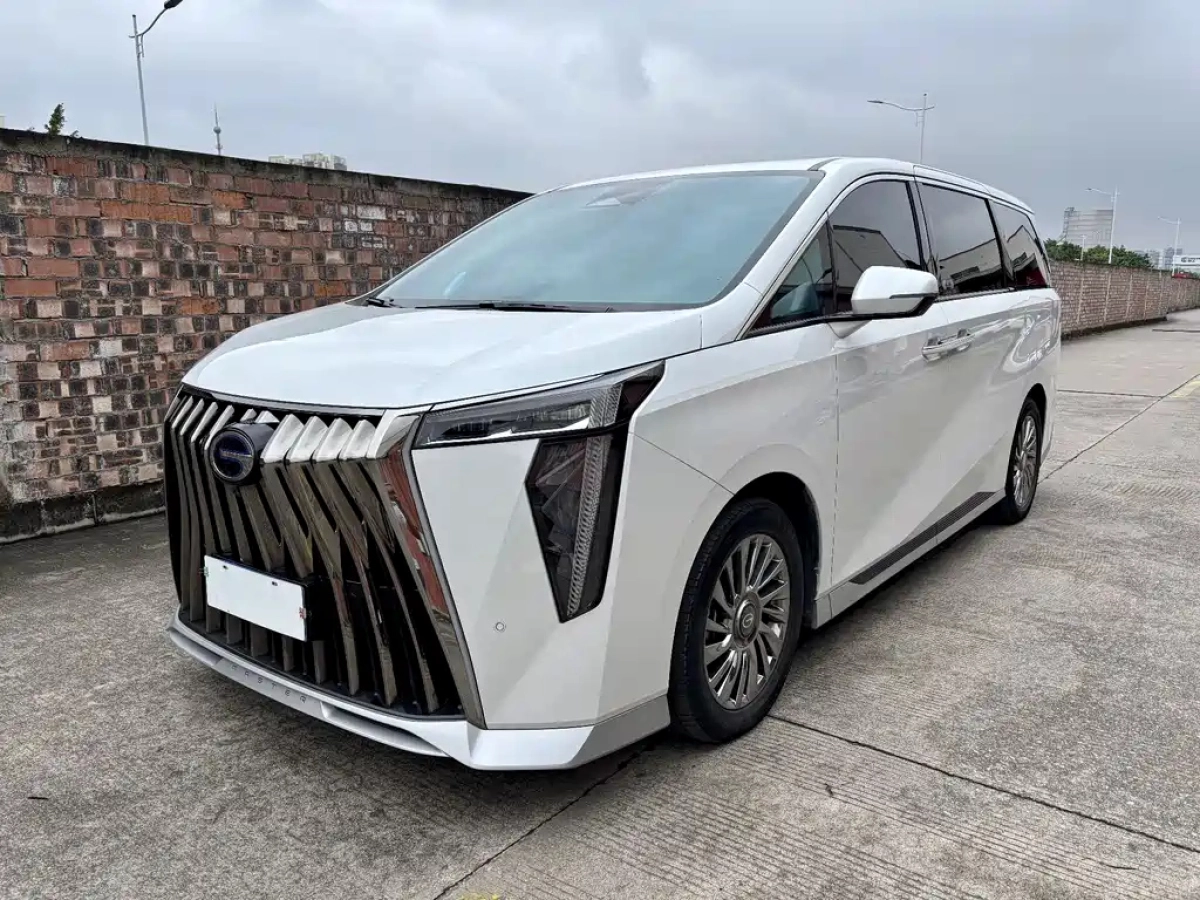 GAC TRUMPCHI TRUMPCHI M8