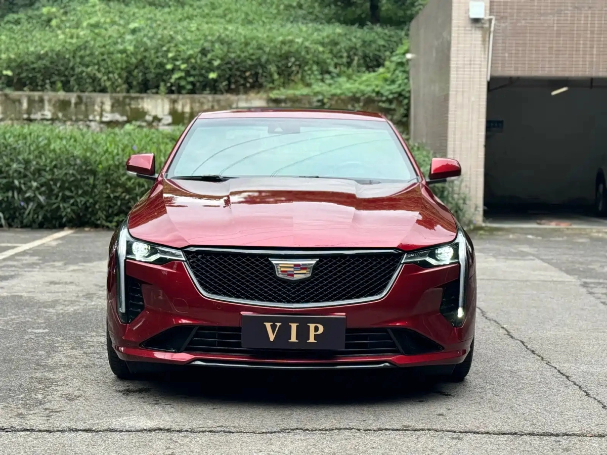 CADILLAC CT4  2021