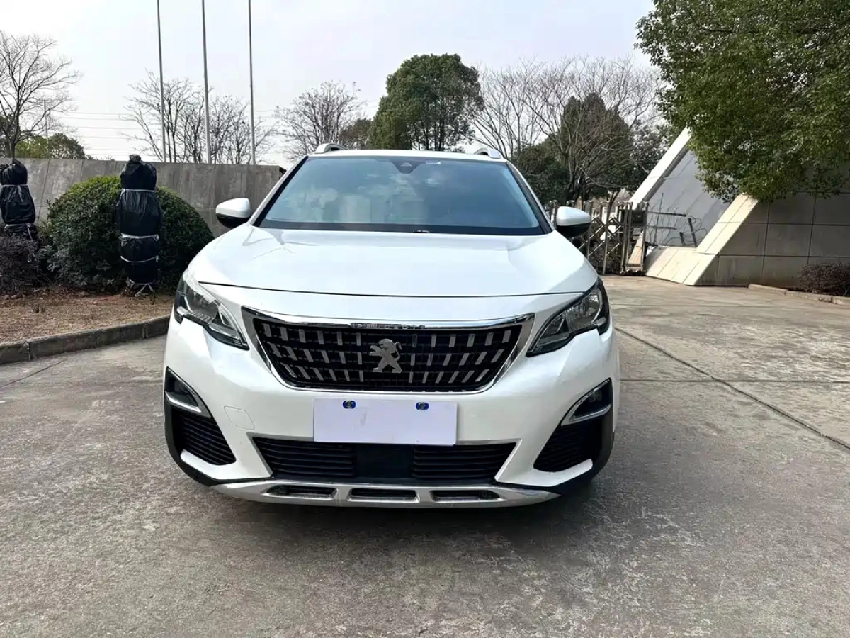 PEUGEOT 4008