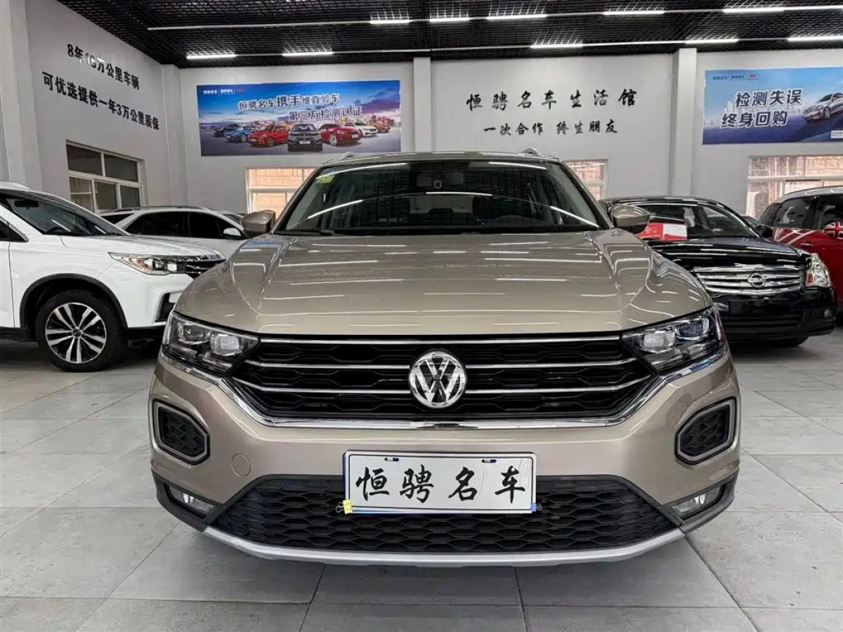VOLKSWAGEN T-ROC