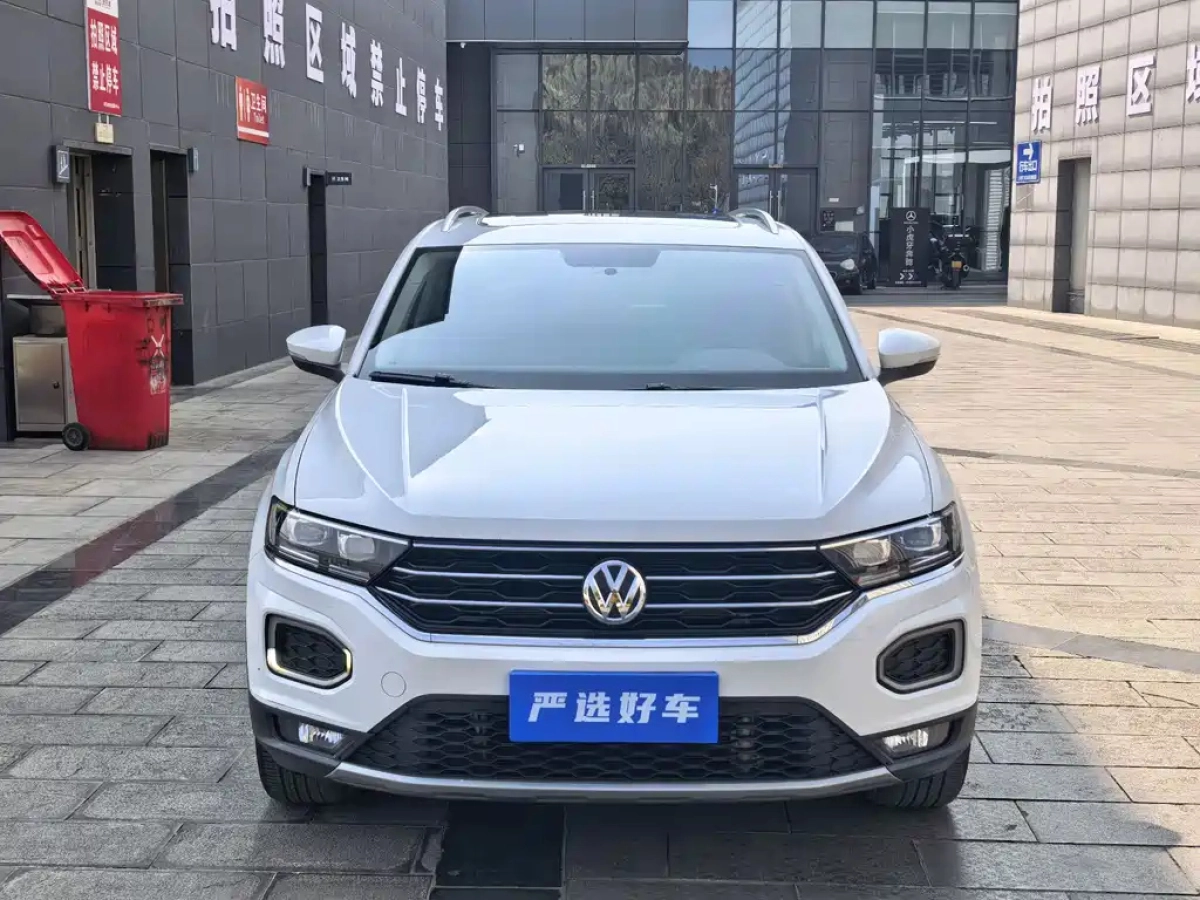 VOLKSWAGEN T-ROC