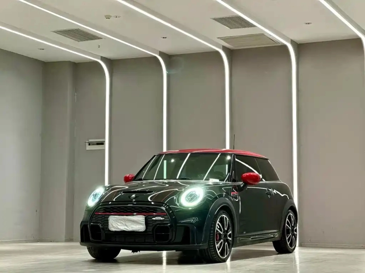 MINI JCW  2022