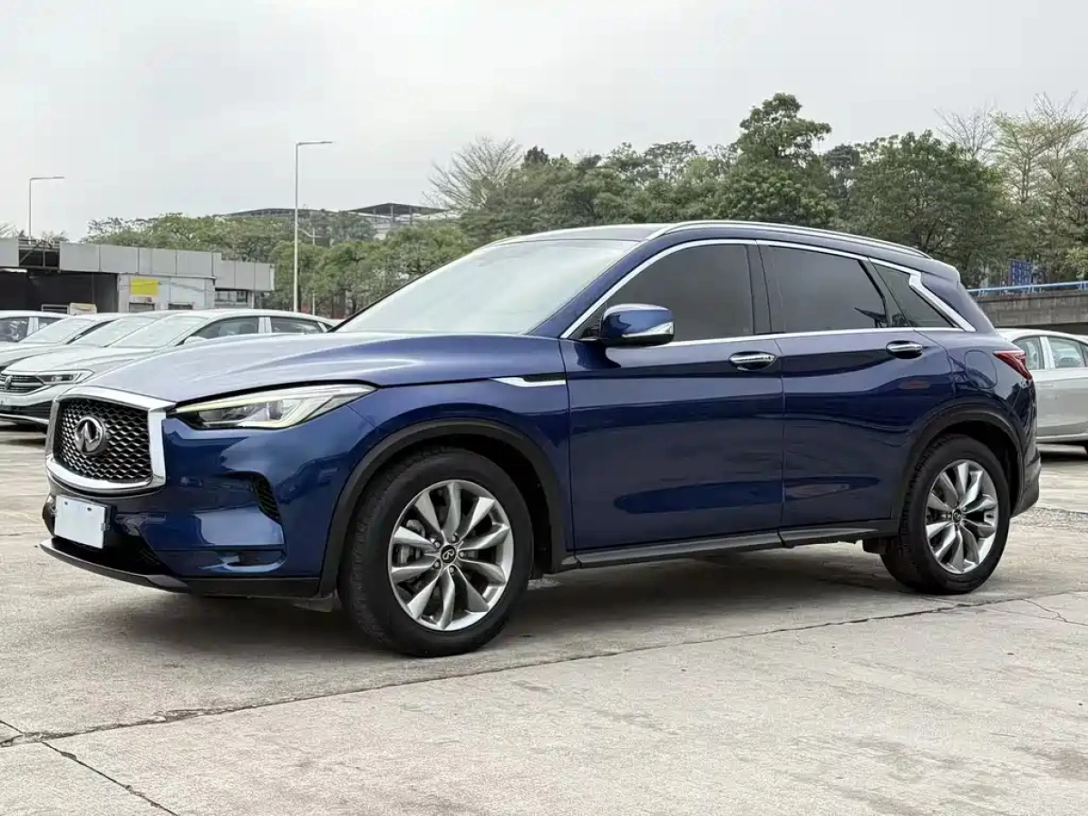 INFINITI QX50  2021