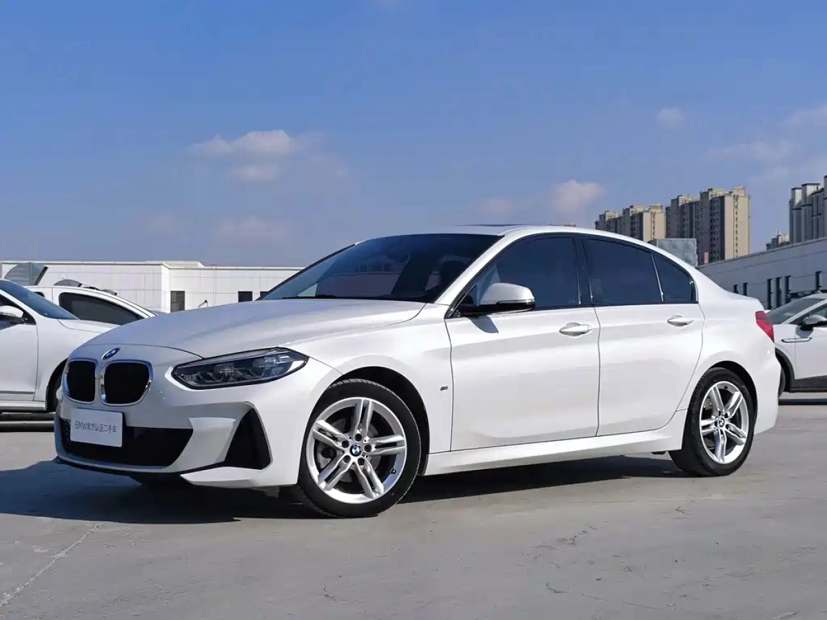 BMW 1-SERIES  2019