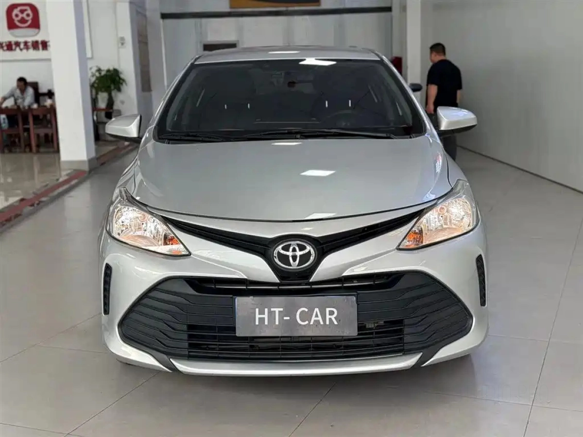 TOYOTA VIOS