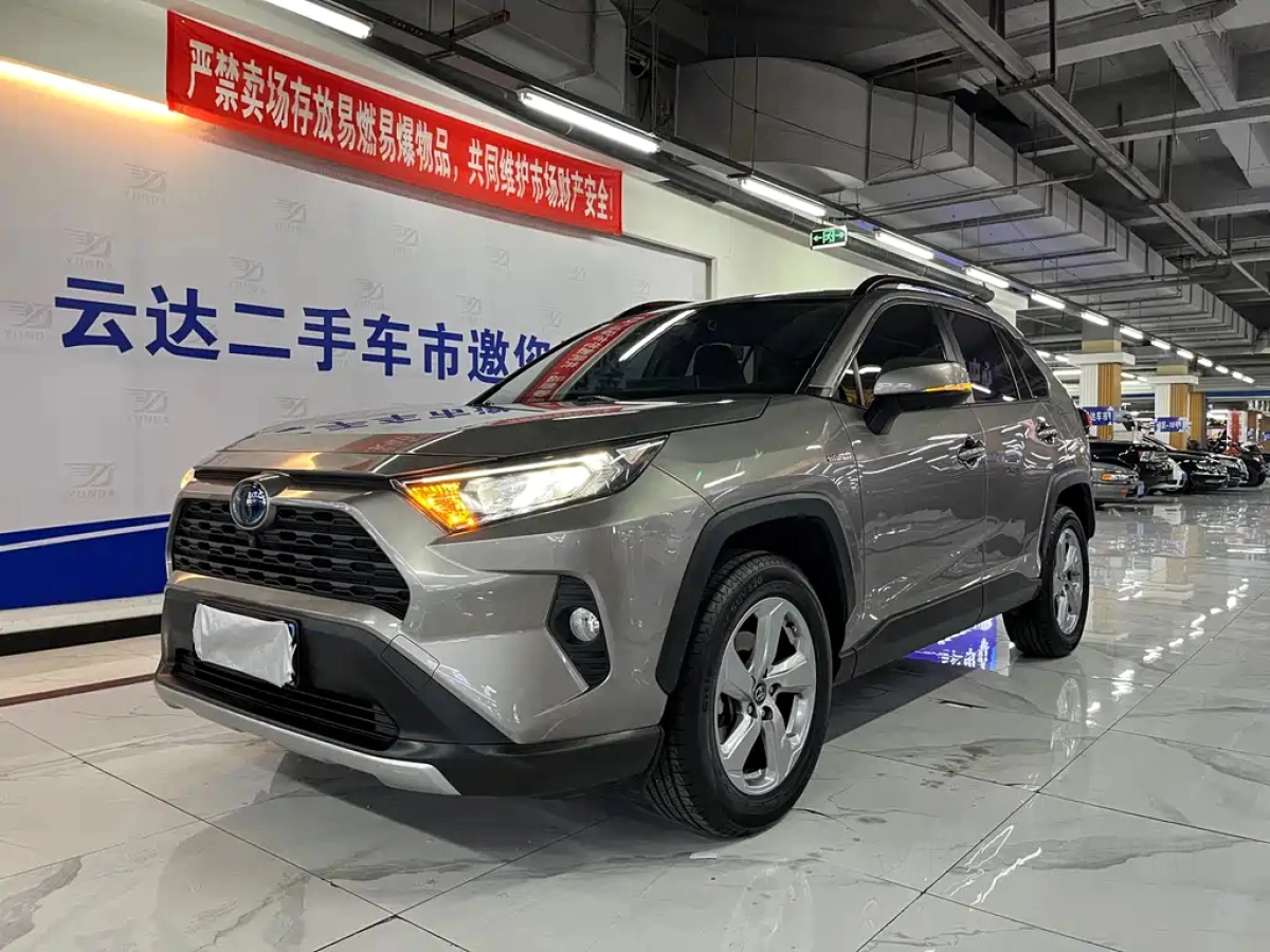 TOYOTA RAV4