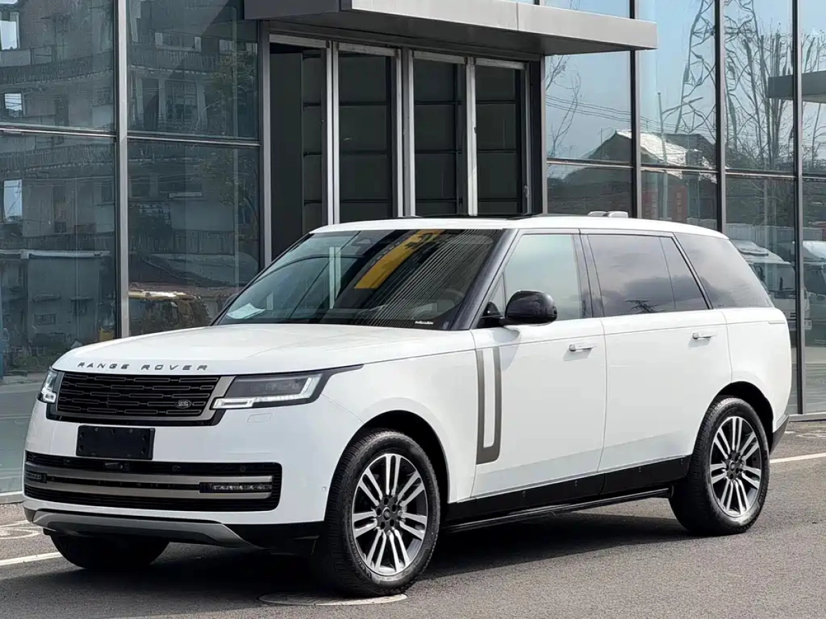 LAND ROVER RANGE ROVER  2024