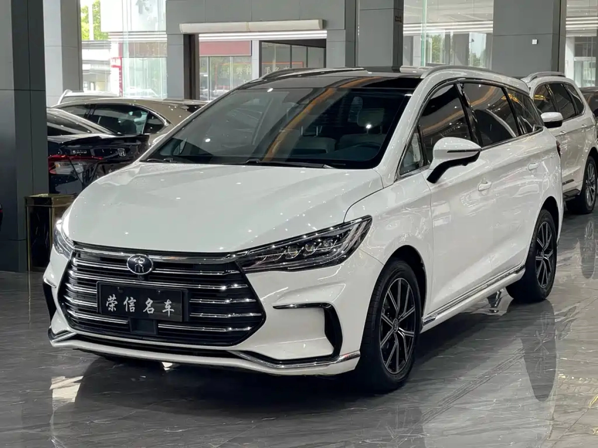 BYD SONG MAX NEW ENERGY  2022