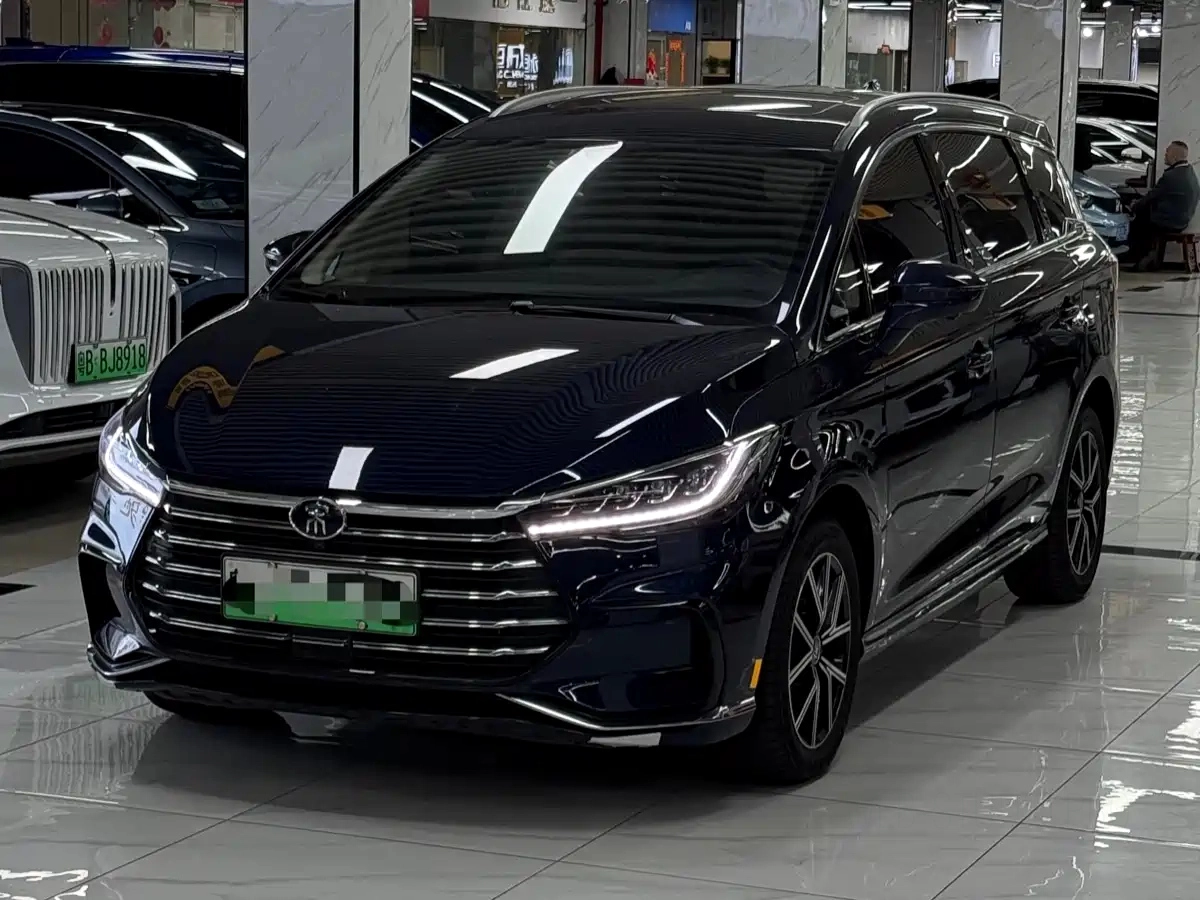 BYD SONG MAX NEW ENERGY  2023