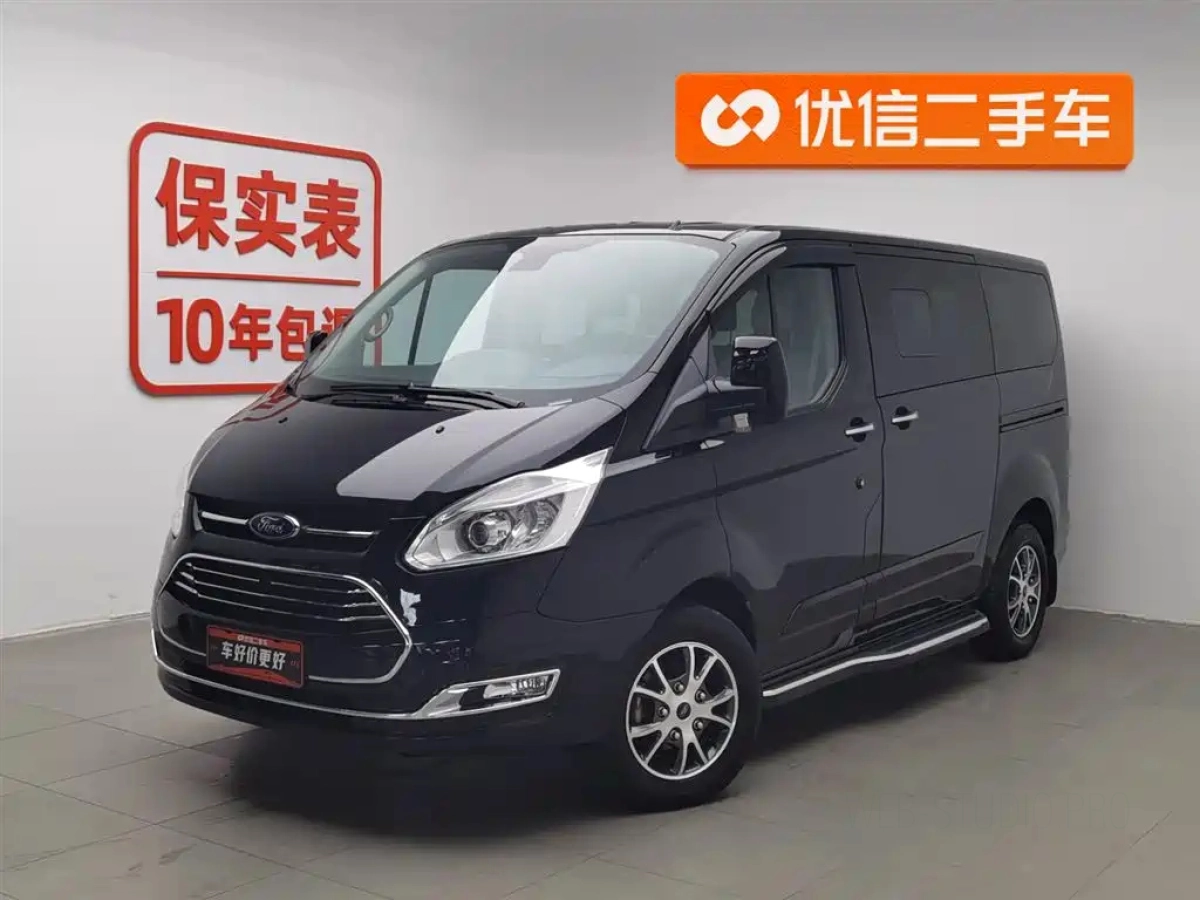 FORD TOURNEO  2022