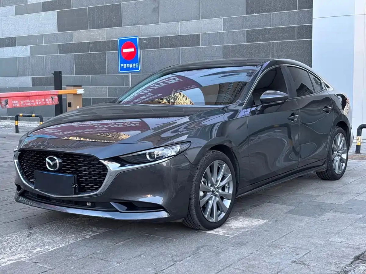 MAZDA 3 AXELA