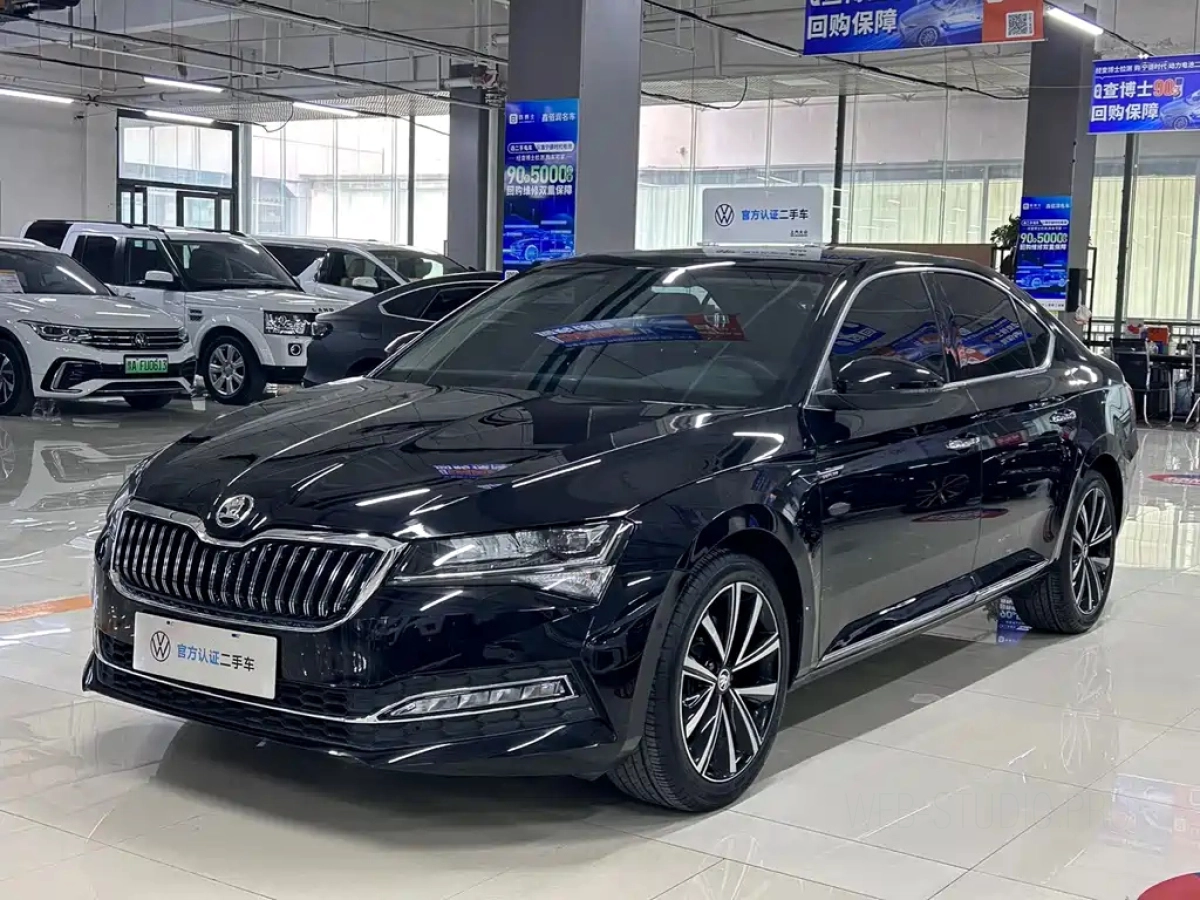 SKODA SUPERB  2024