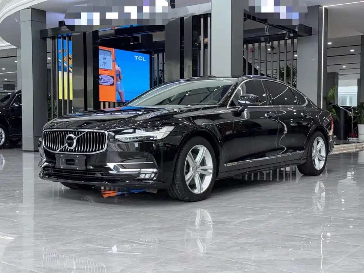 VOLVO S90  2019