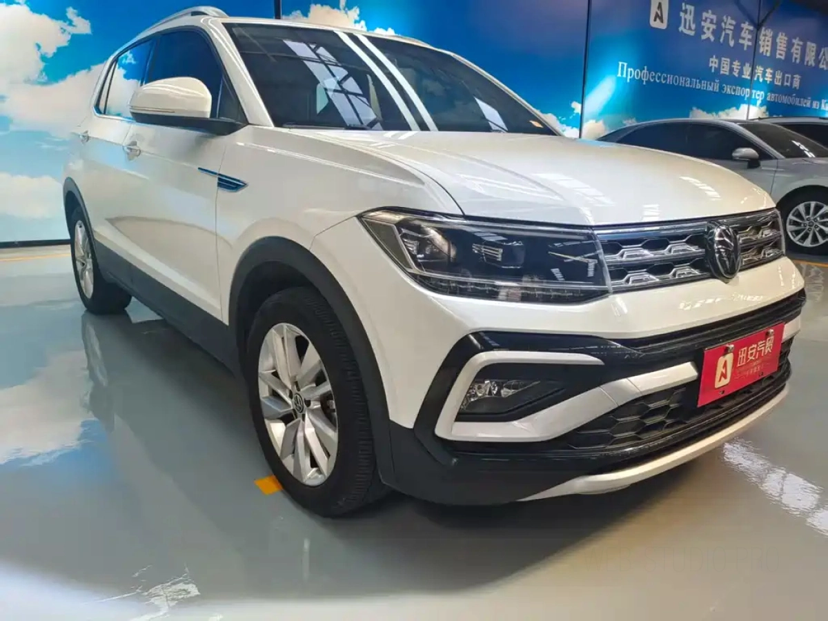 VOLKSWAGEN T-CROSS