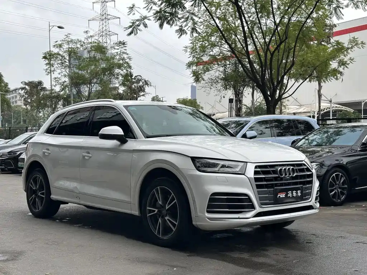 AUDI Q5L