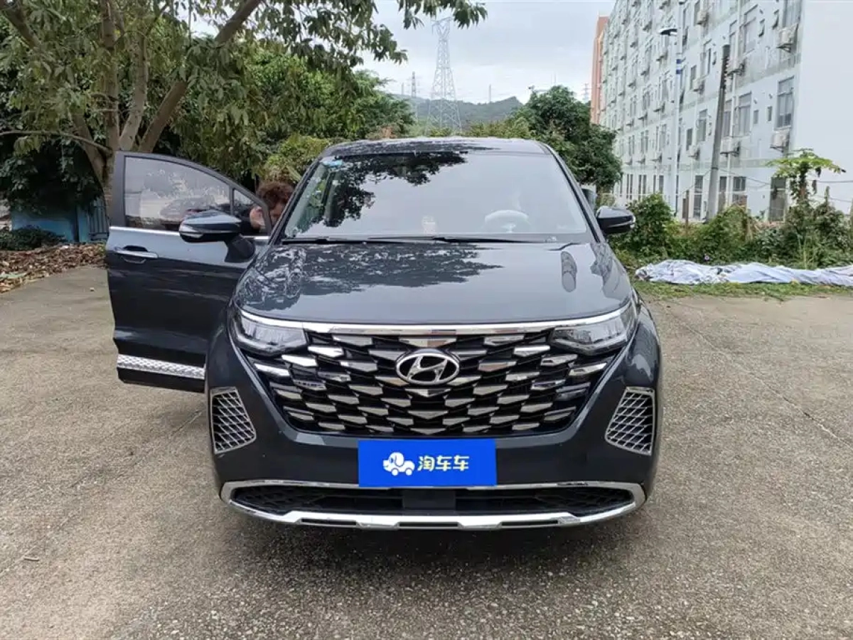 HYUNDAI CUSTO