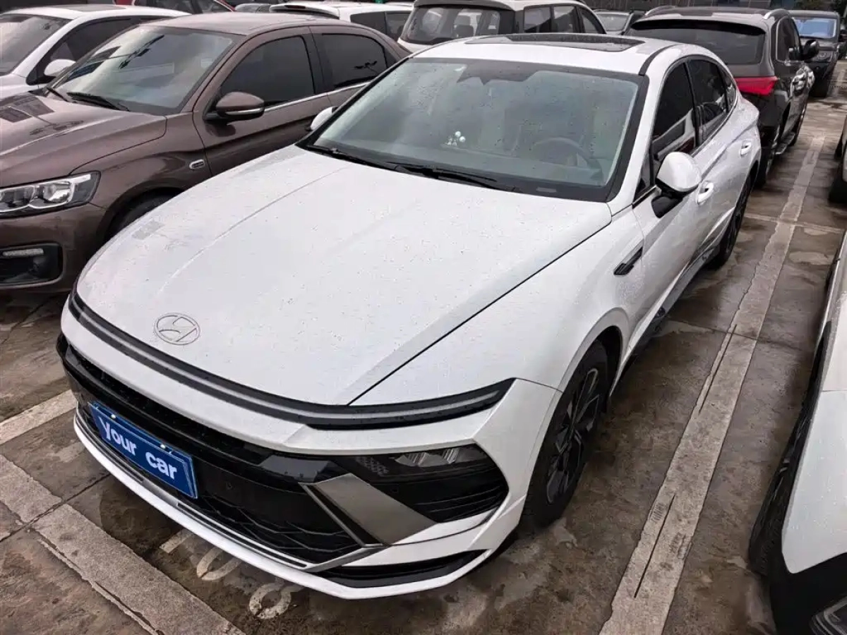 HYUNDAI SONATA  2024