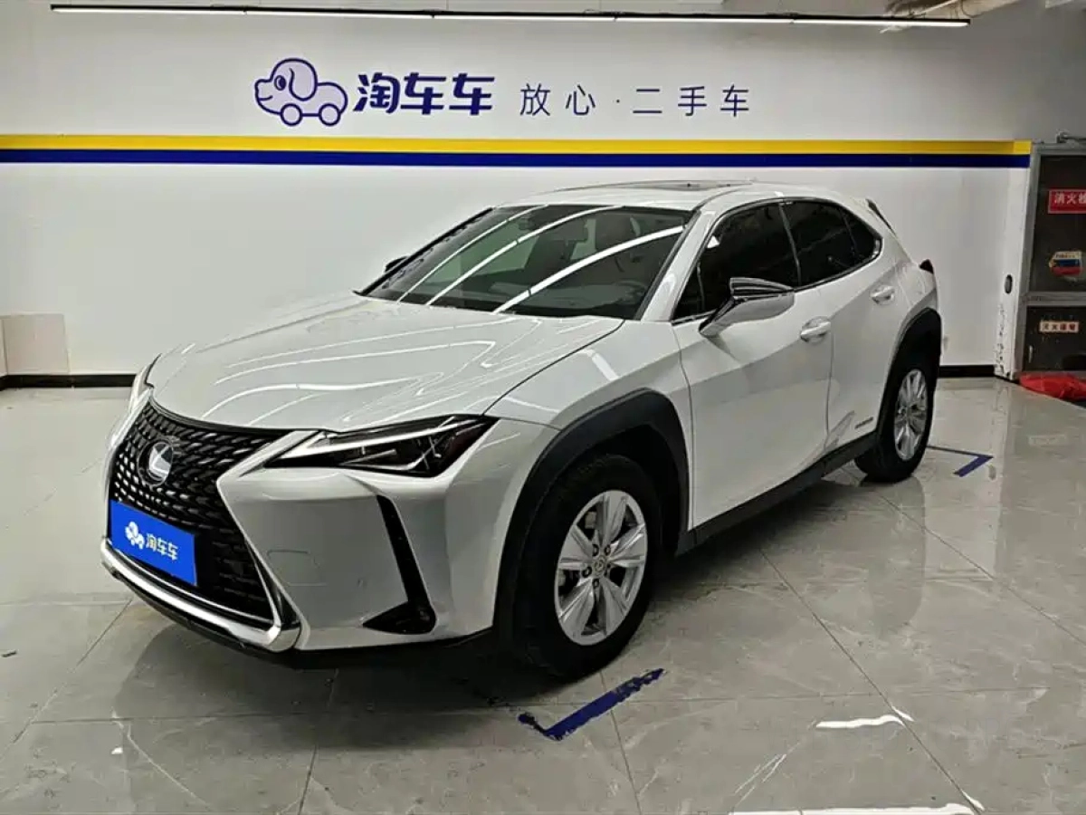LEXUS UX  2022