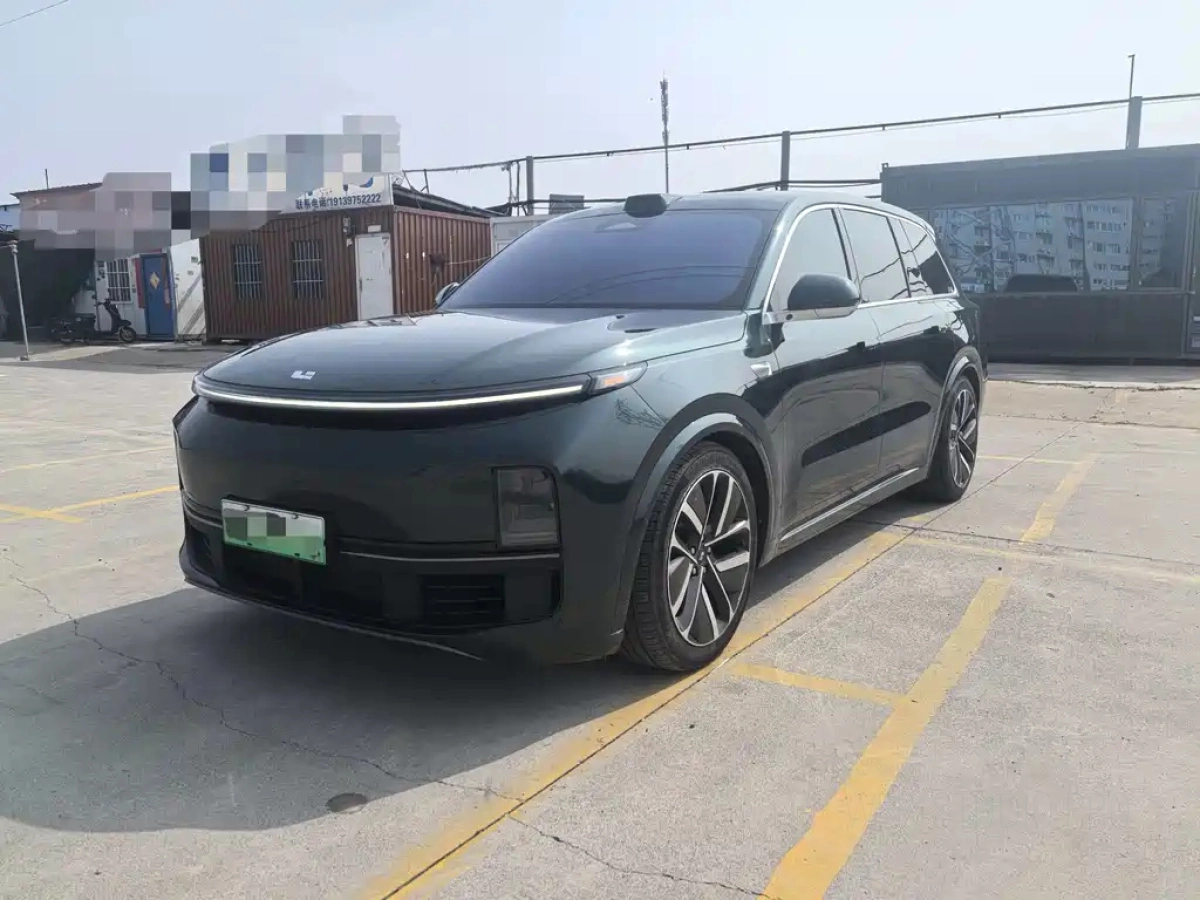 LI AUTO L9  2023