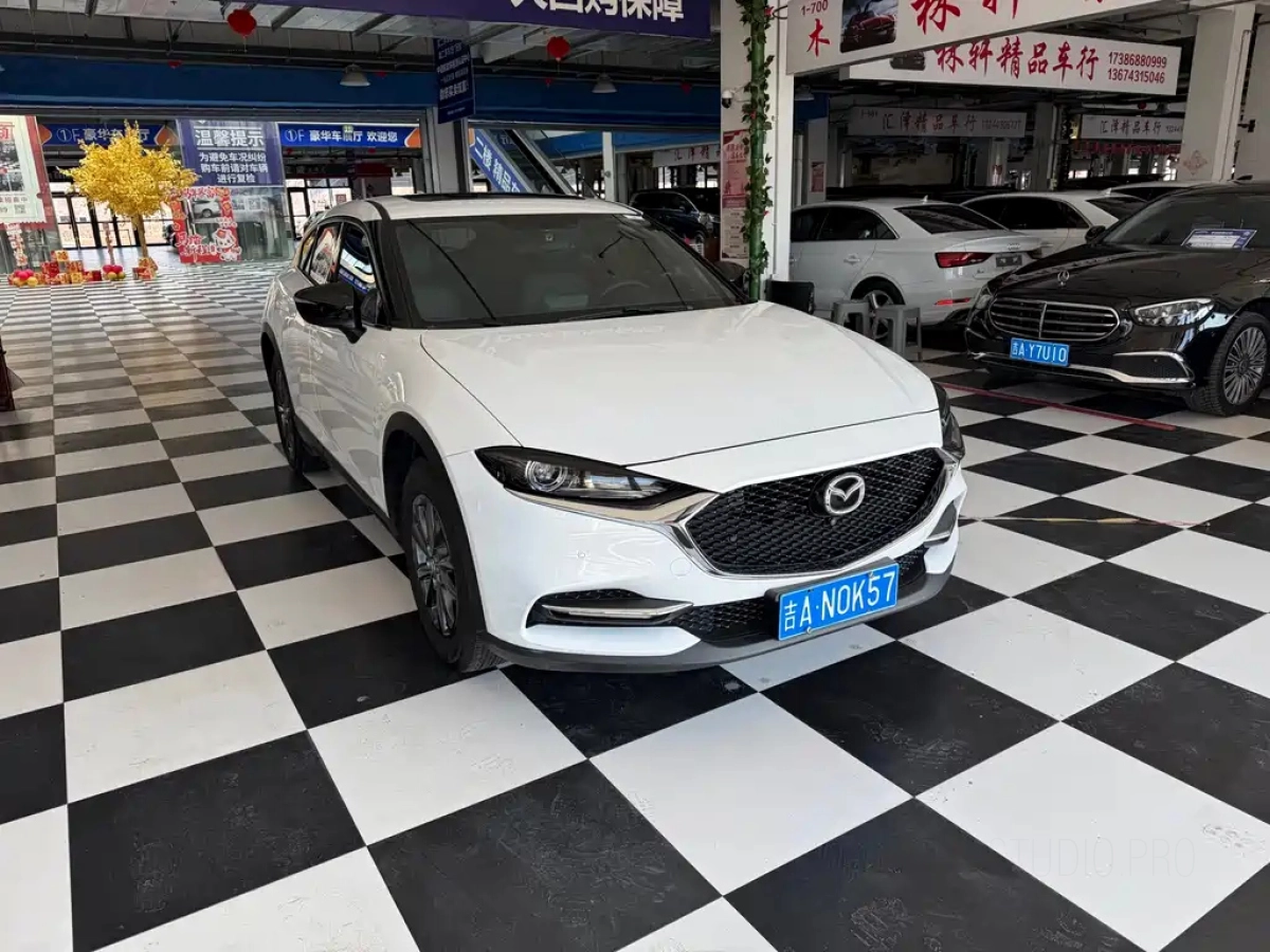 MAZDA CX-4  2023