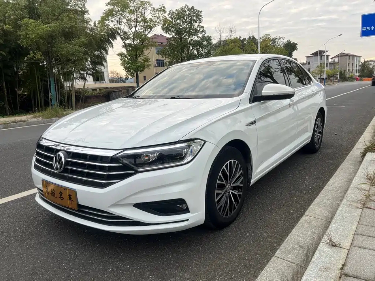 VOLKSWAGEN SAGITAR  2021