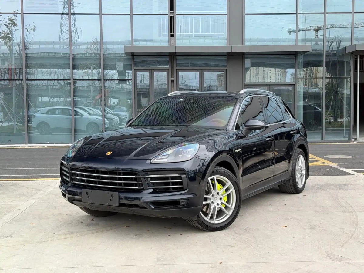 PORSCHE CAYENNE NEW ENERGY  2021
