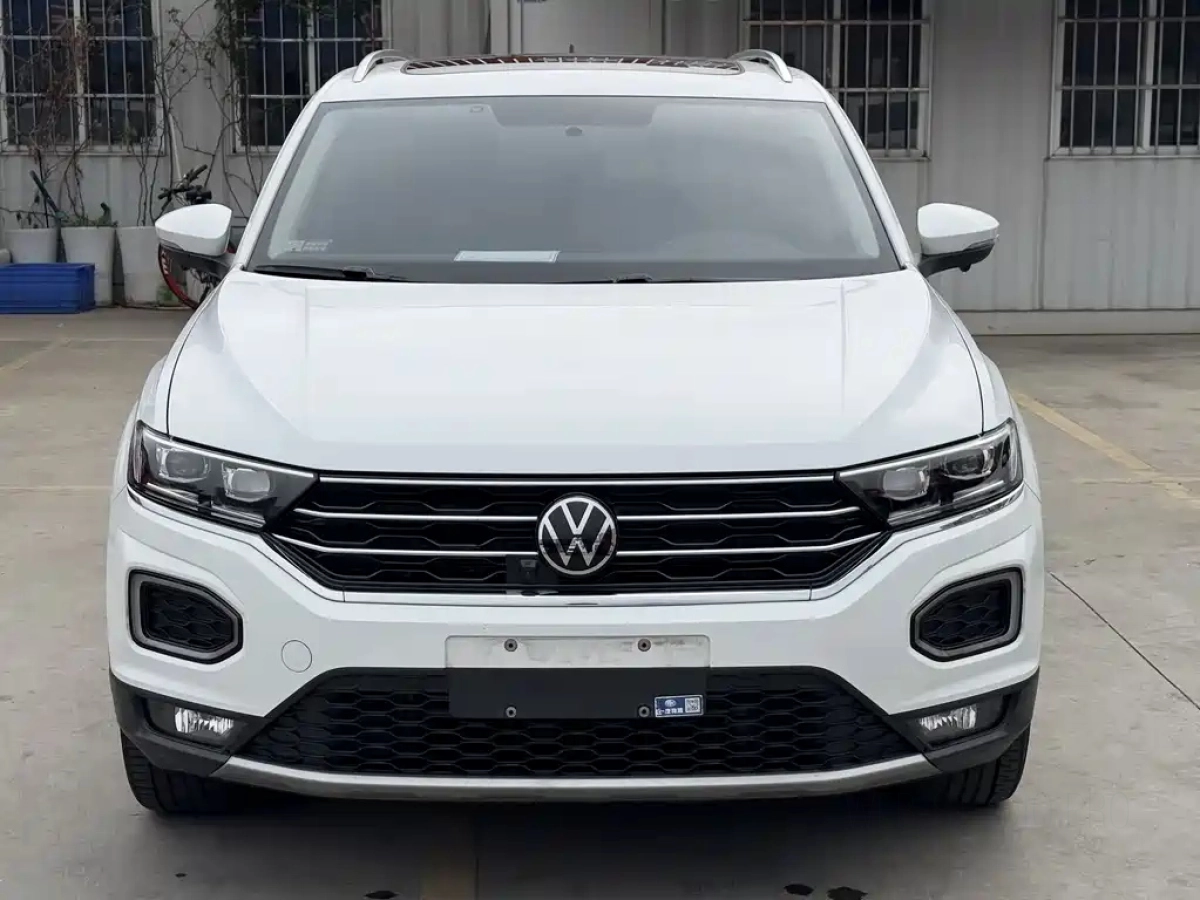 VOLKSWAGEN T-ROC