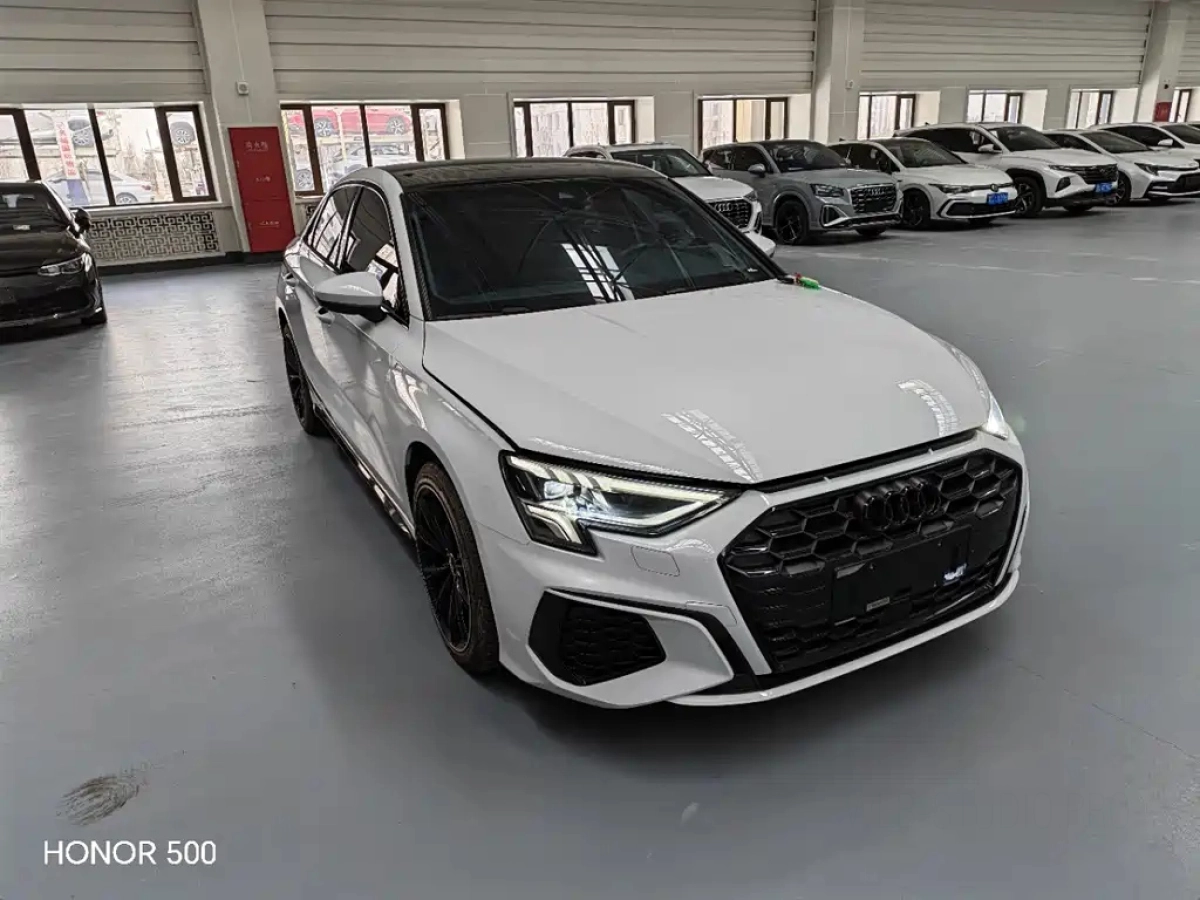 AUDI A3  2023