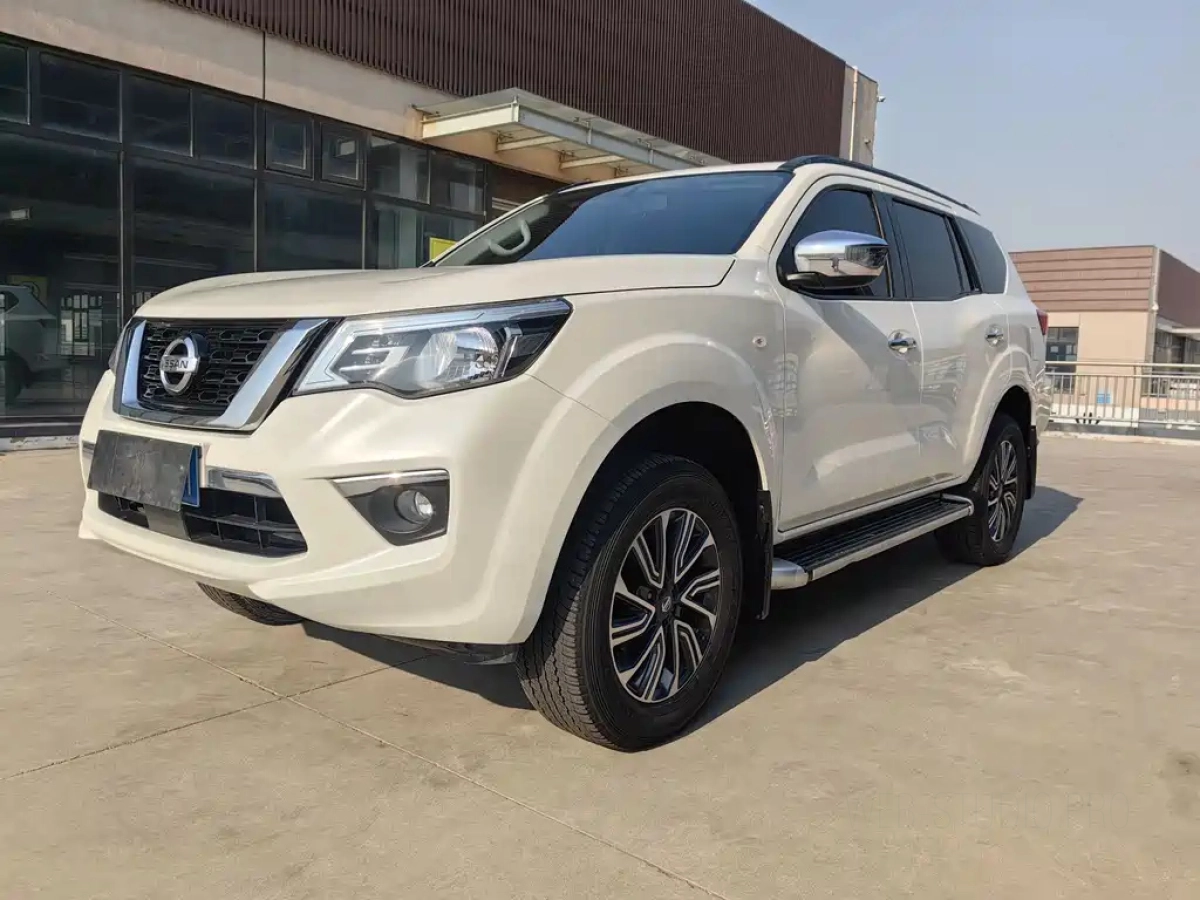 NISSAN TERRA