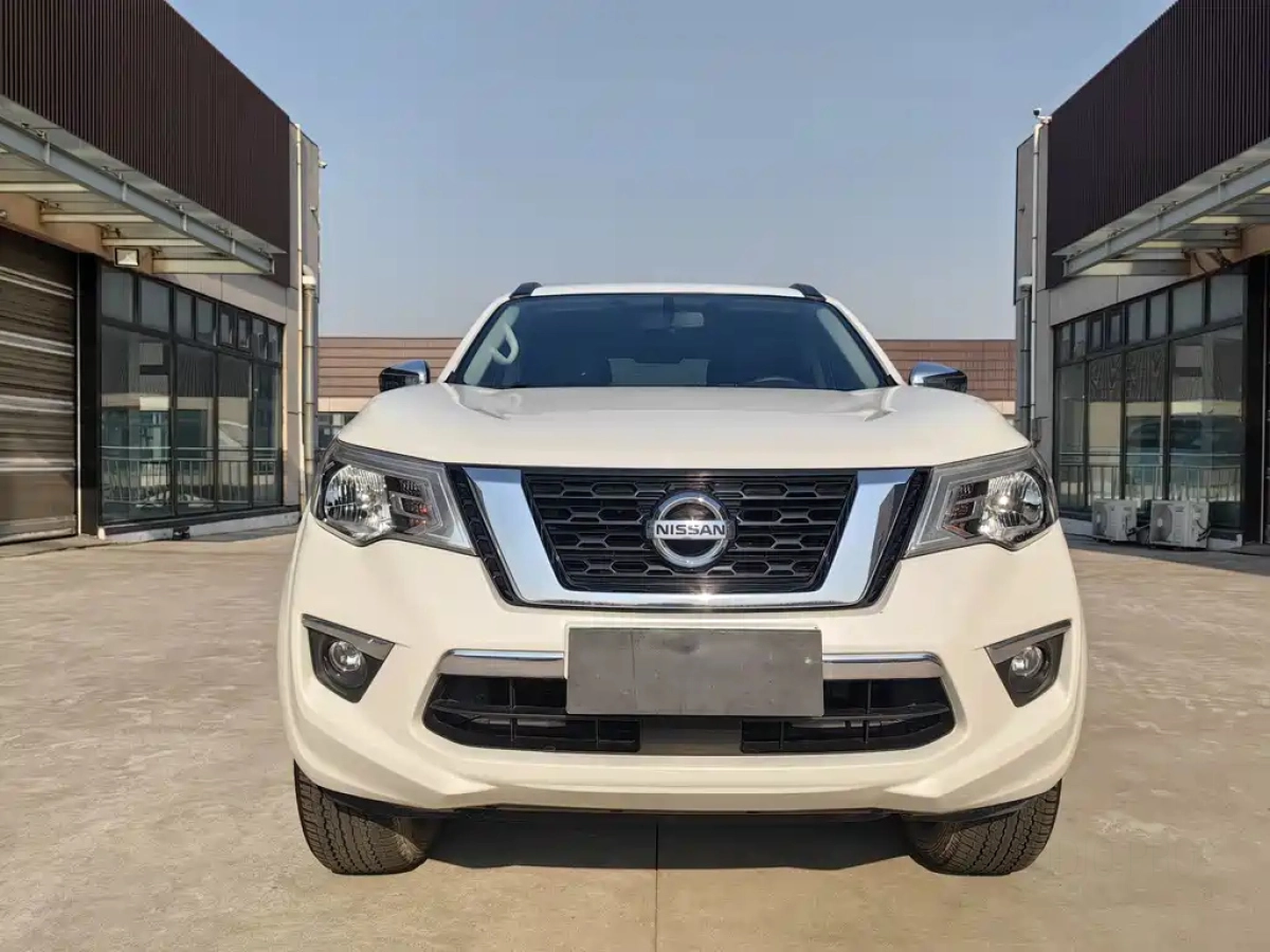 NISSAN TERRA