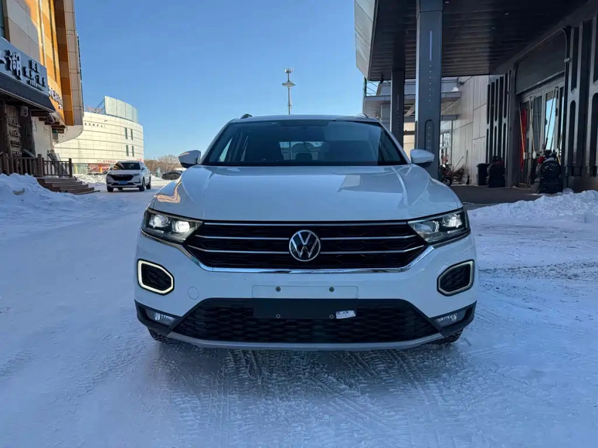 VOLKSWAGEN T-ROC