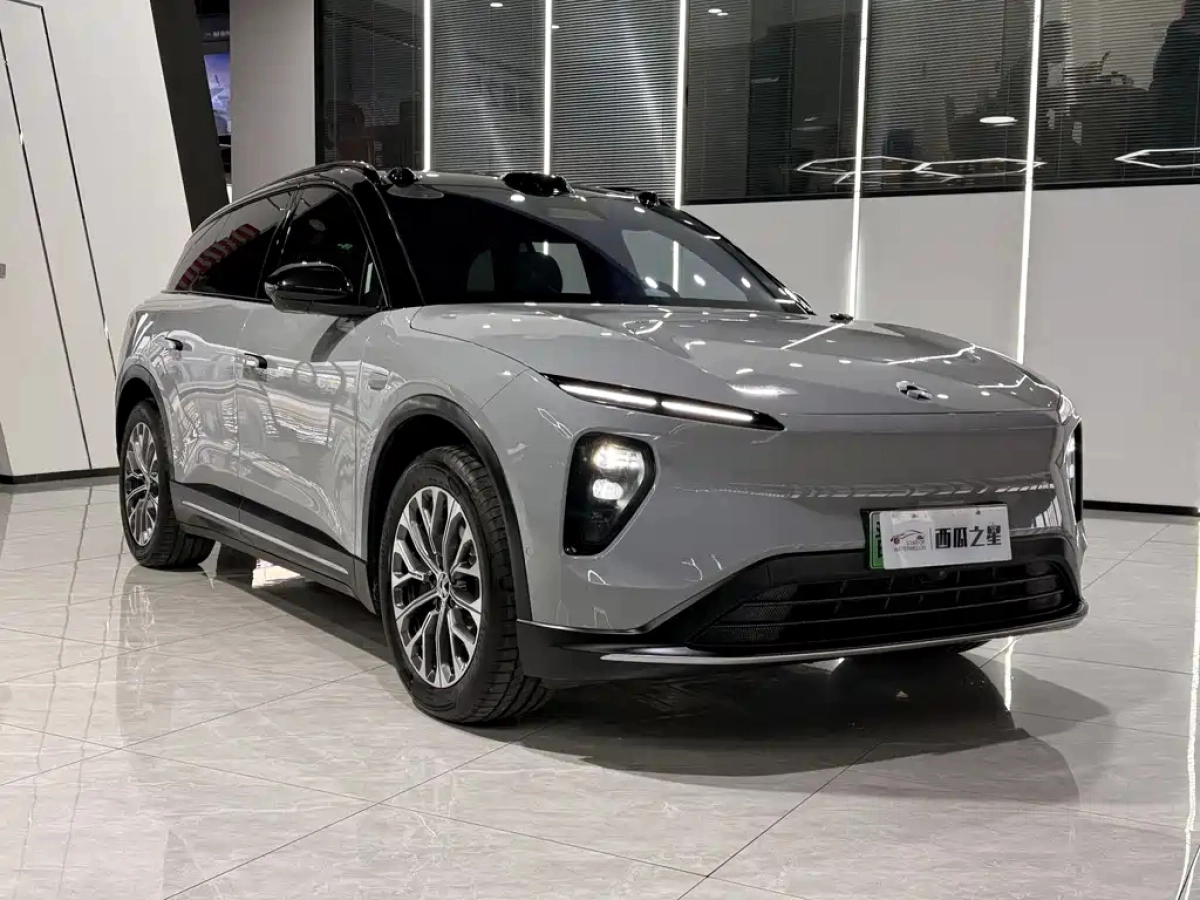 NIO ES6  2025
