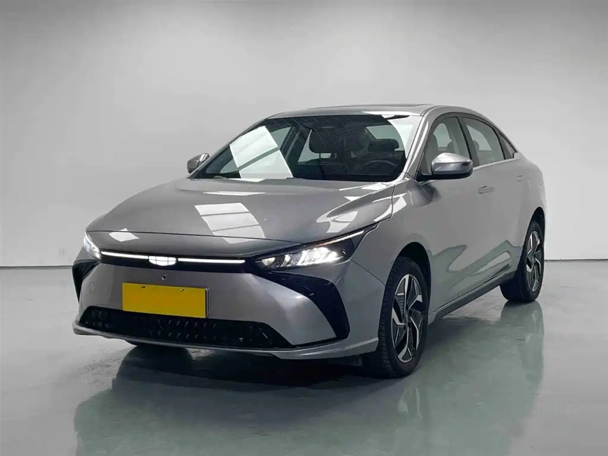 GEELY GEOMETR G6  2023