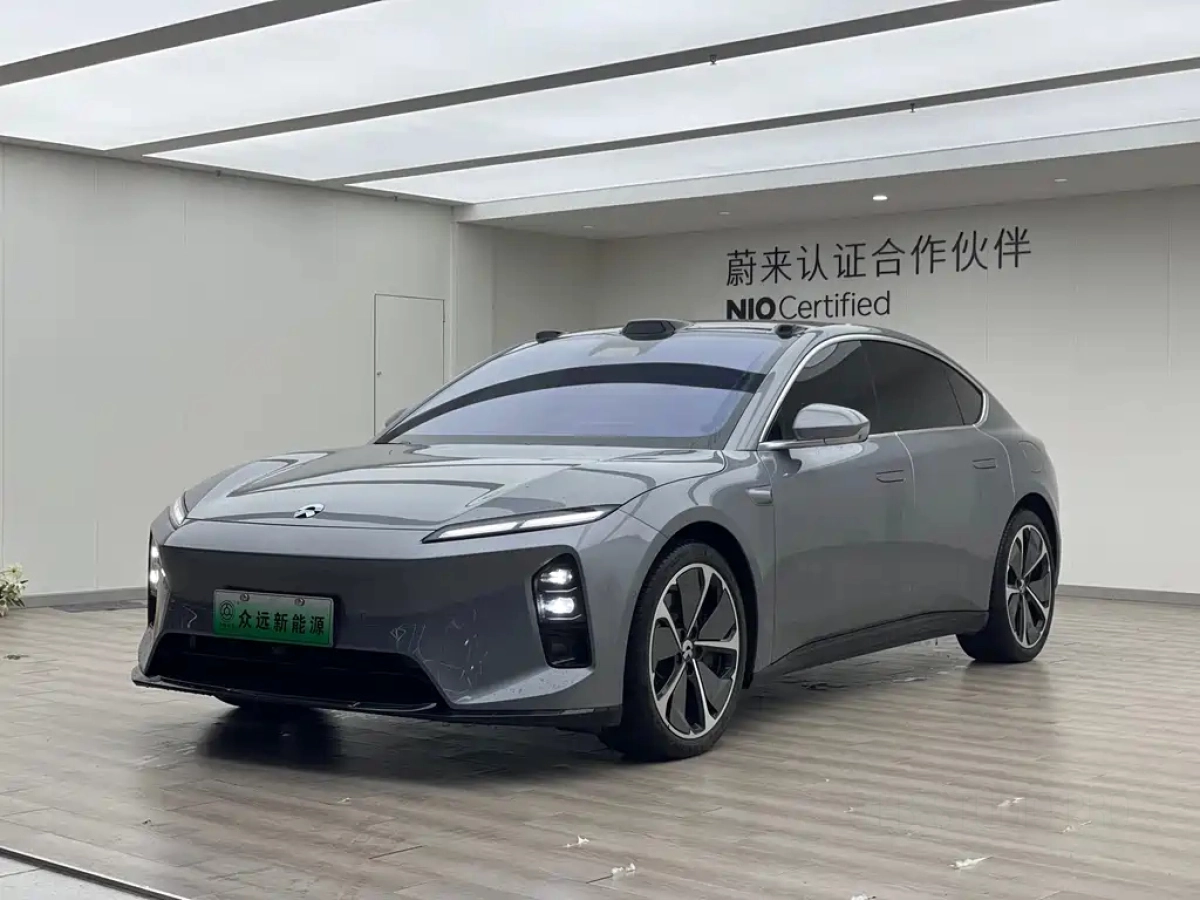 NIO ET5