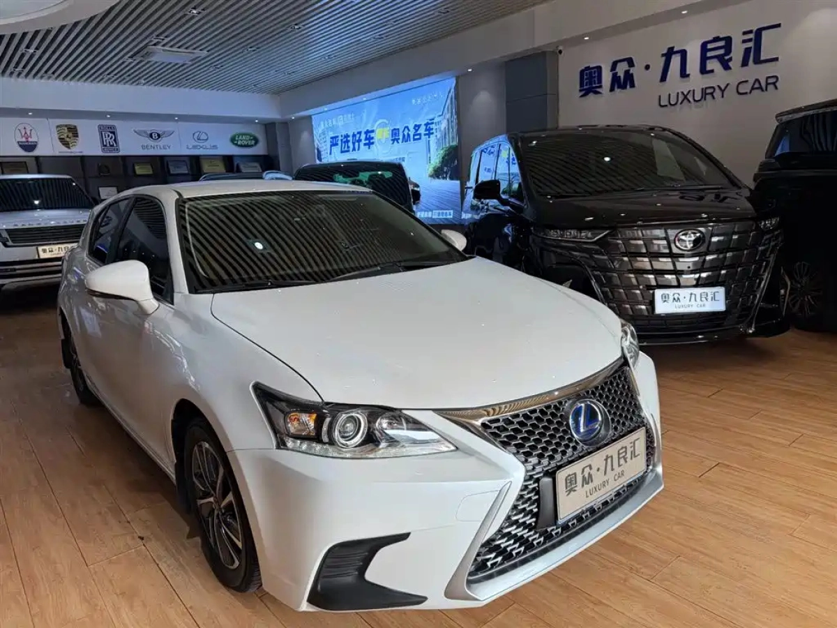 LEXUS CT