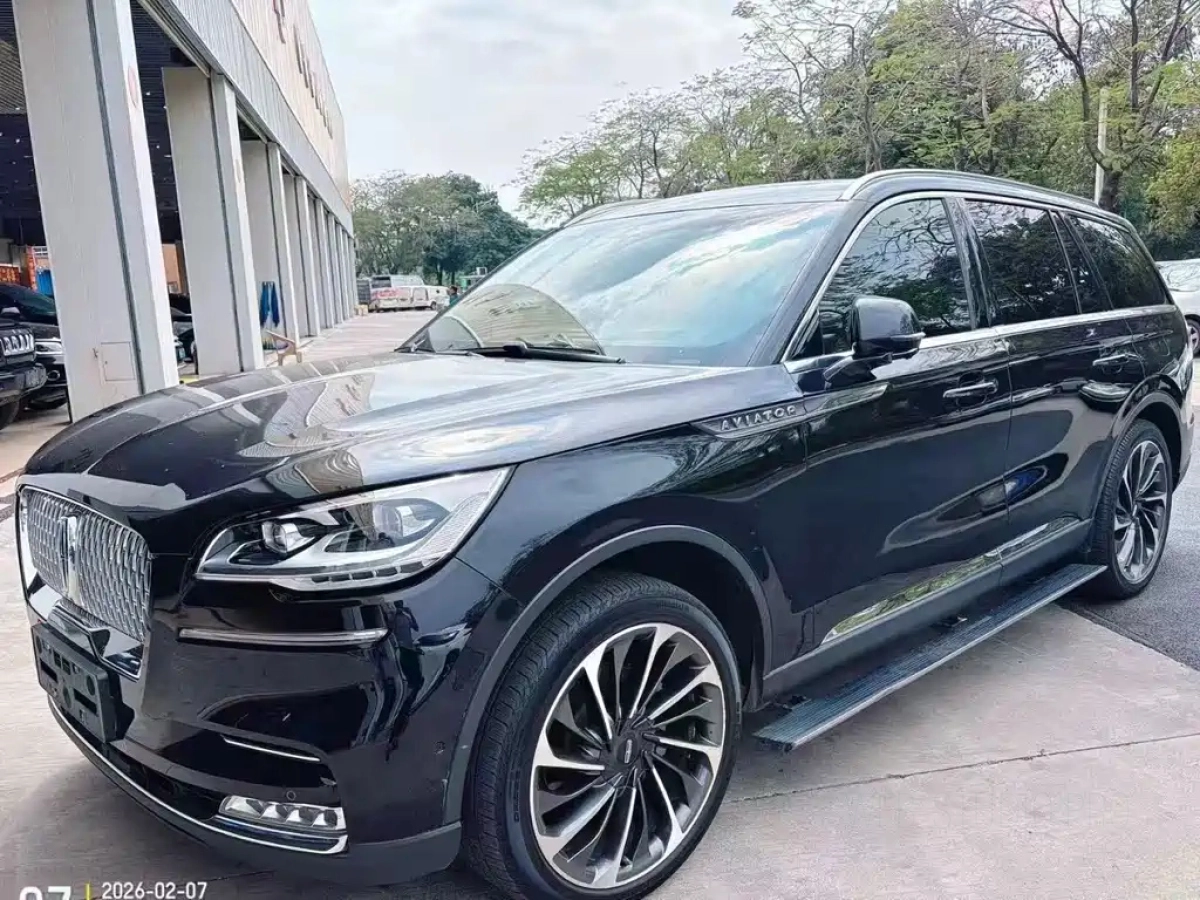 LINCOLN AVIATOR  2022