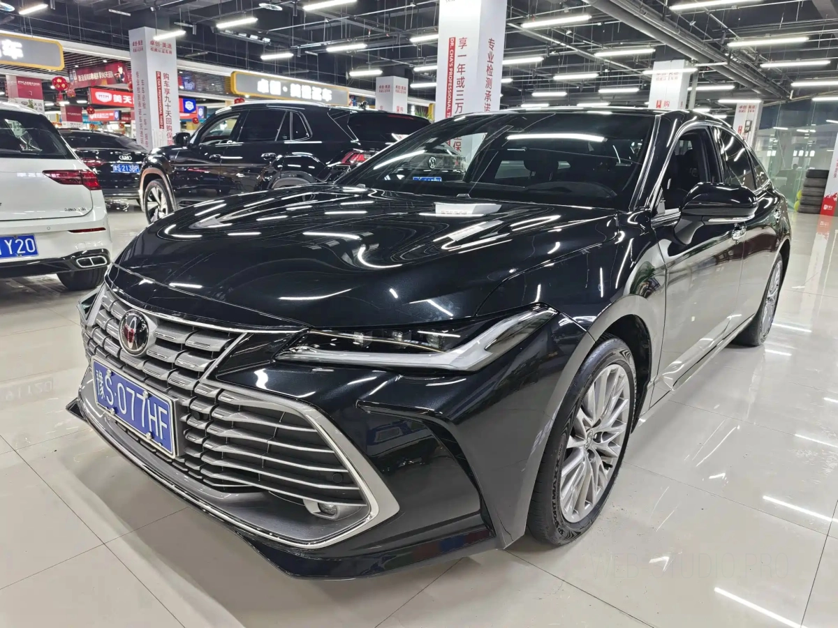 TOYOTA AVALON  2025
