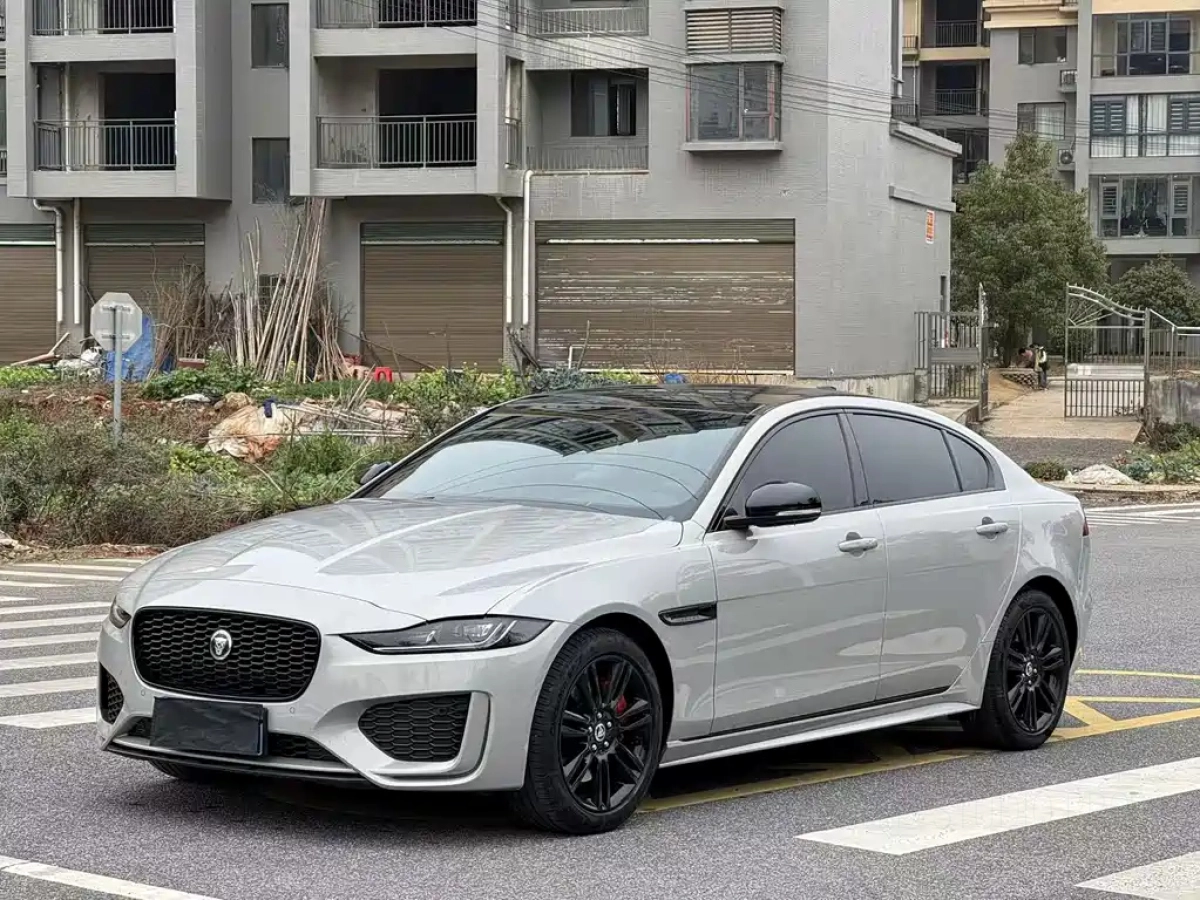 JAGUAR XEL  2025
