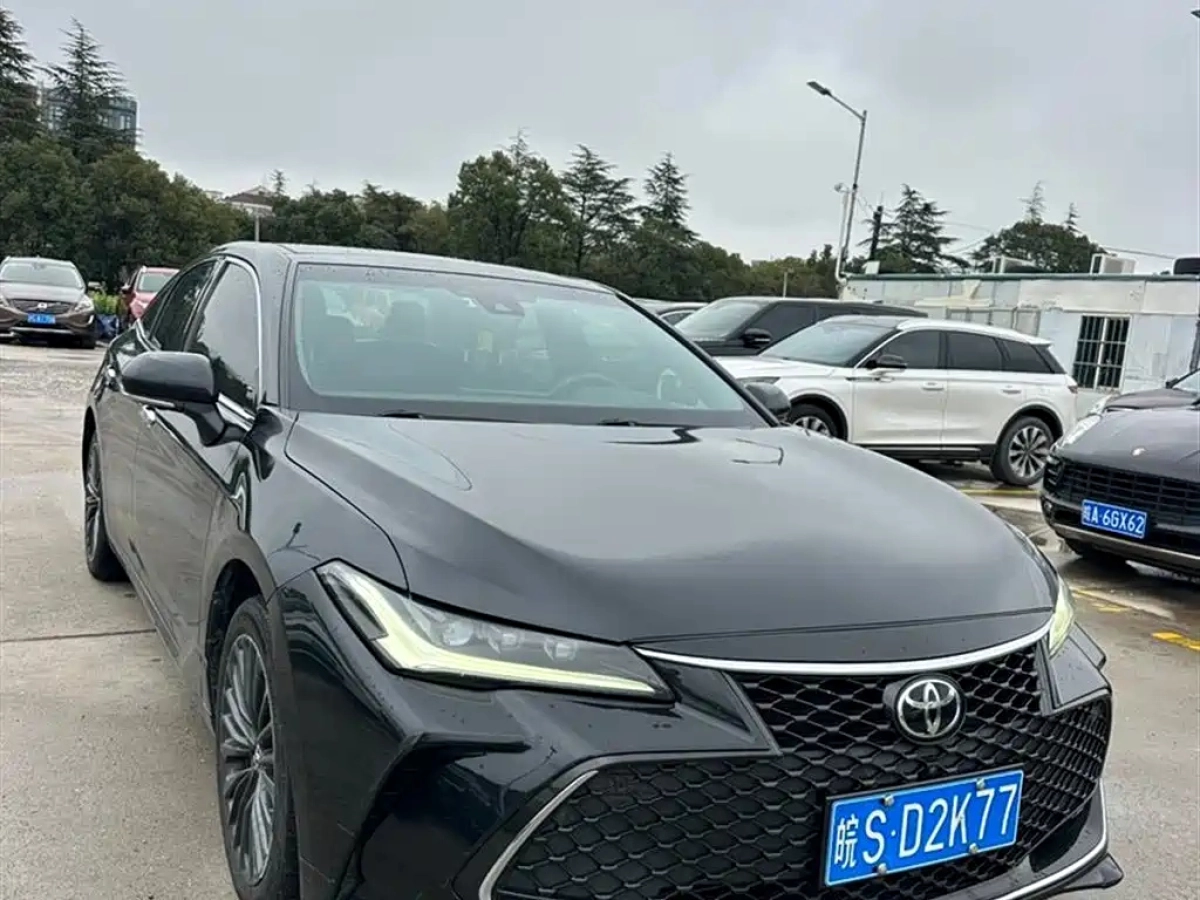 TOYOTA AVALON  2022