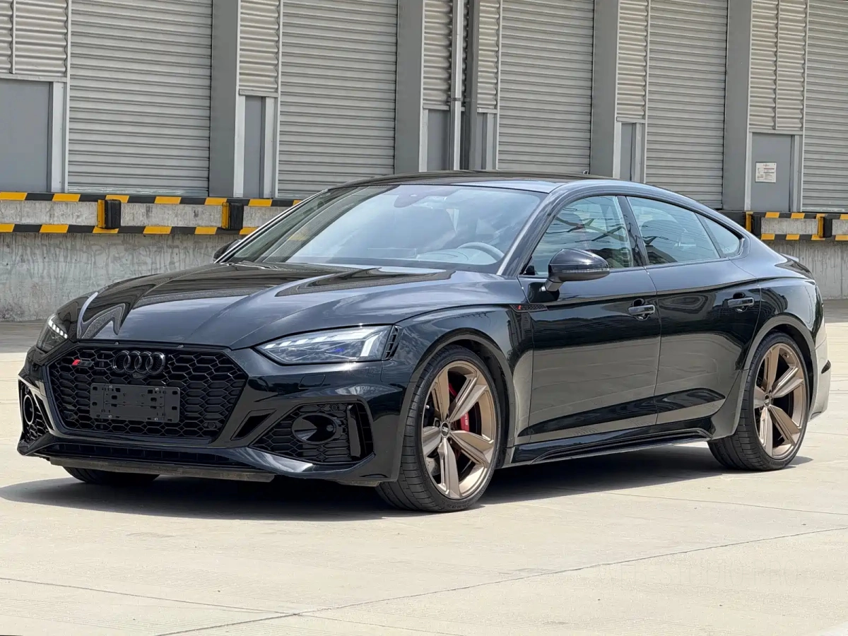AUDI RS 5  2023