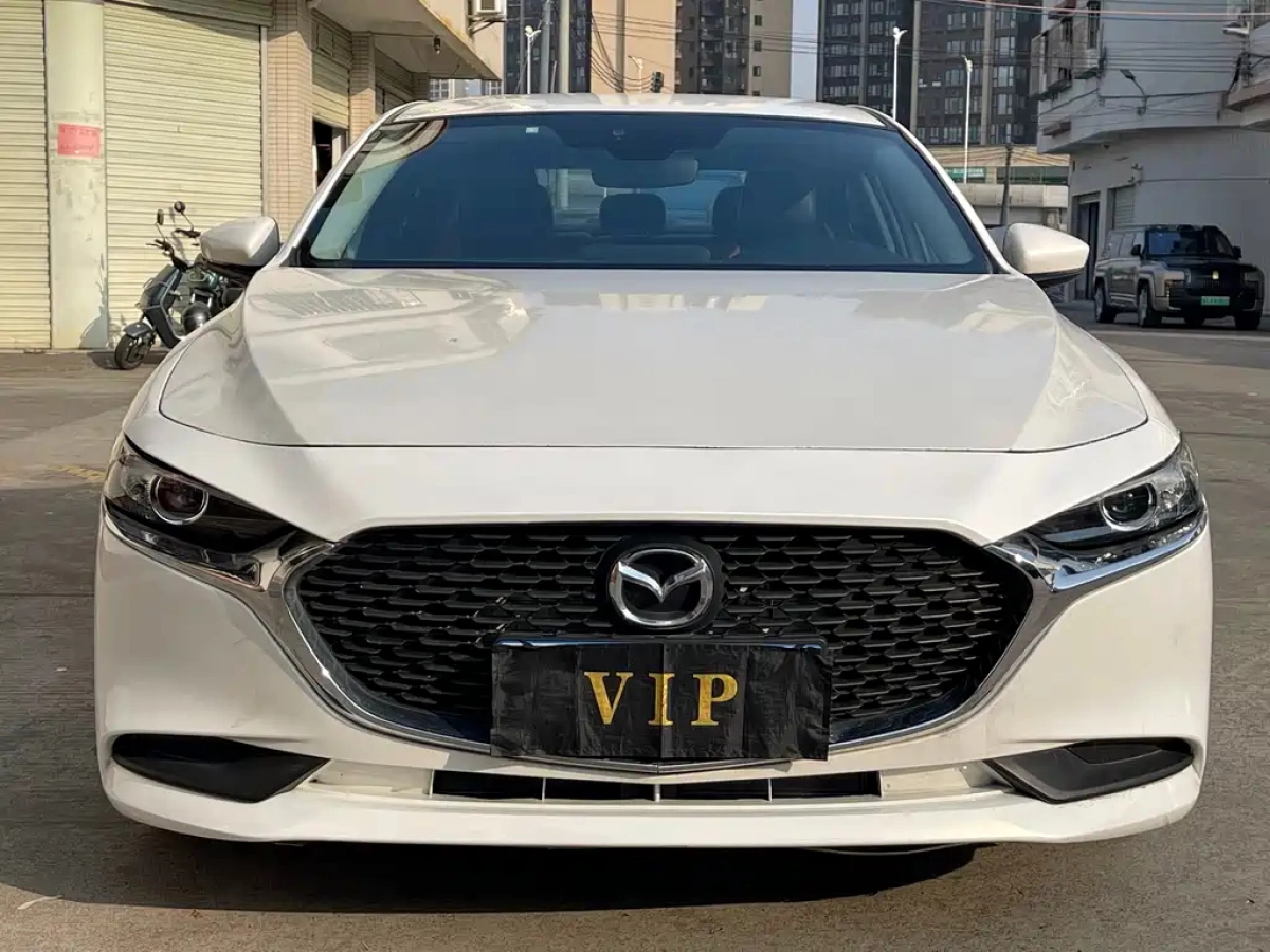 MAZDA 3 AXELA