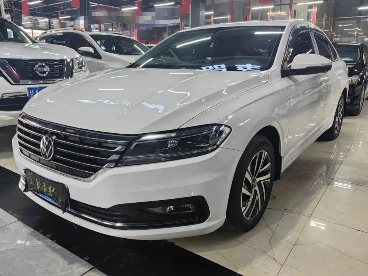 VOLKSWAGEN LAVIDA  2022