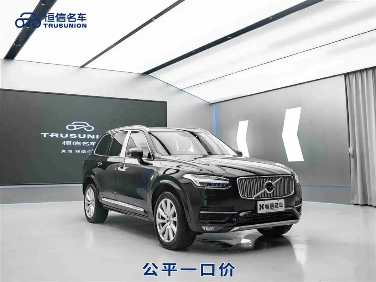 VOLVO XC90  2019